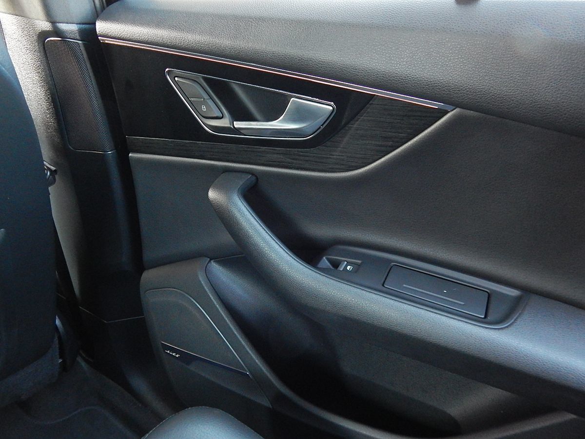 Audi Q7 photo 47