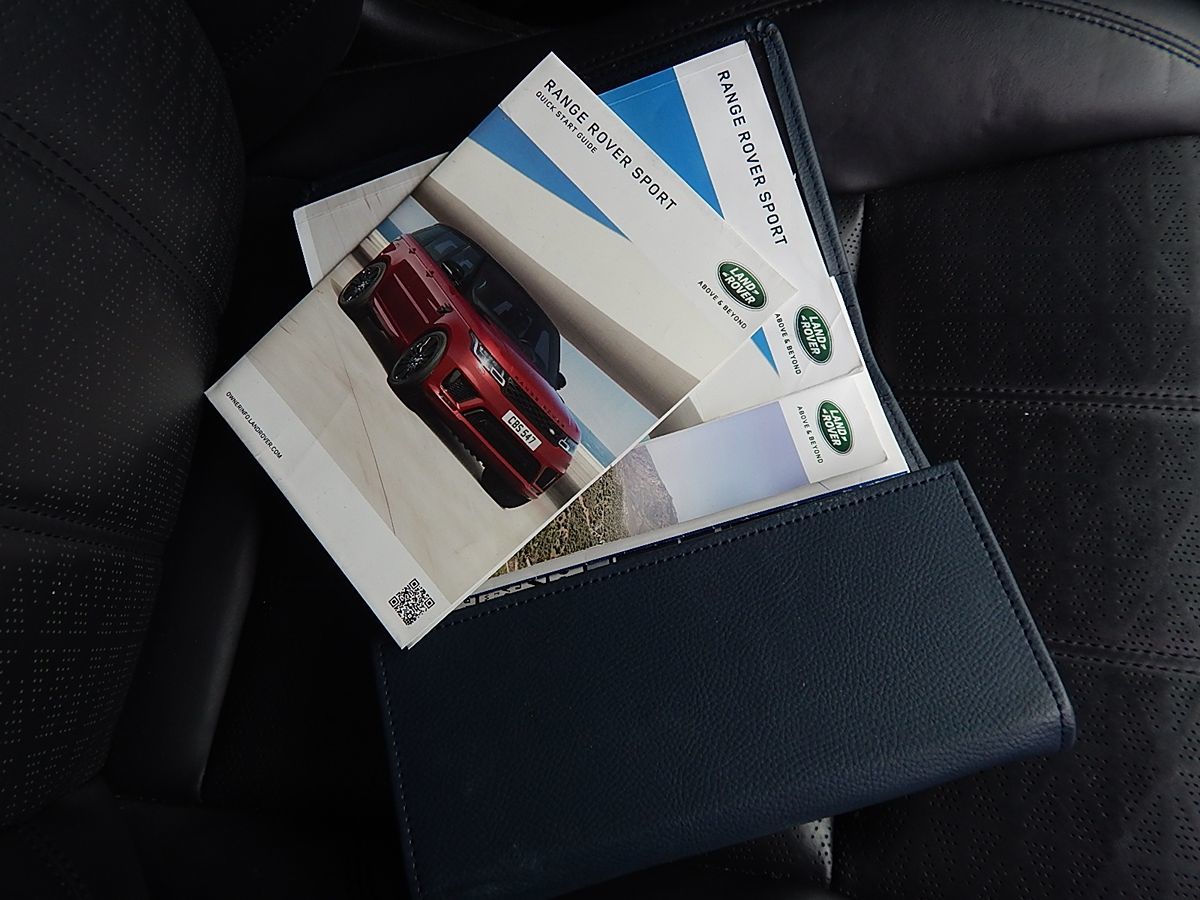 Land Rover Range Rover Sport photo 10