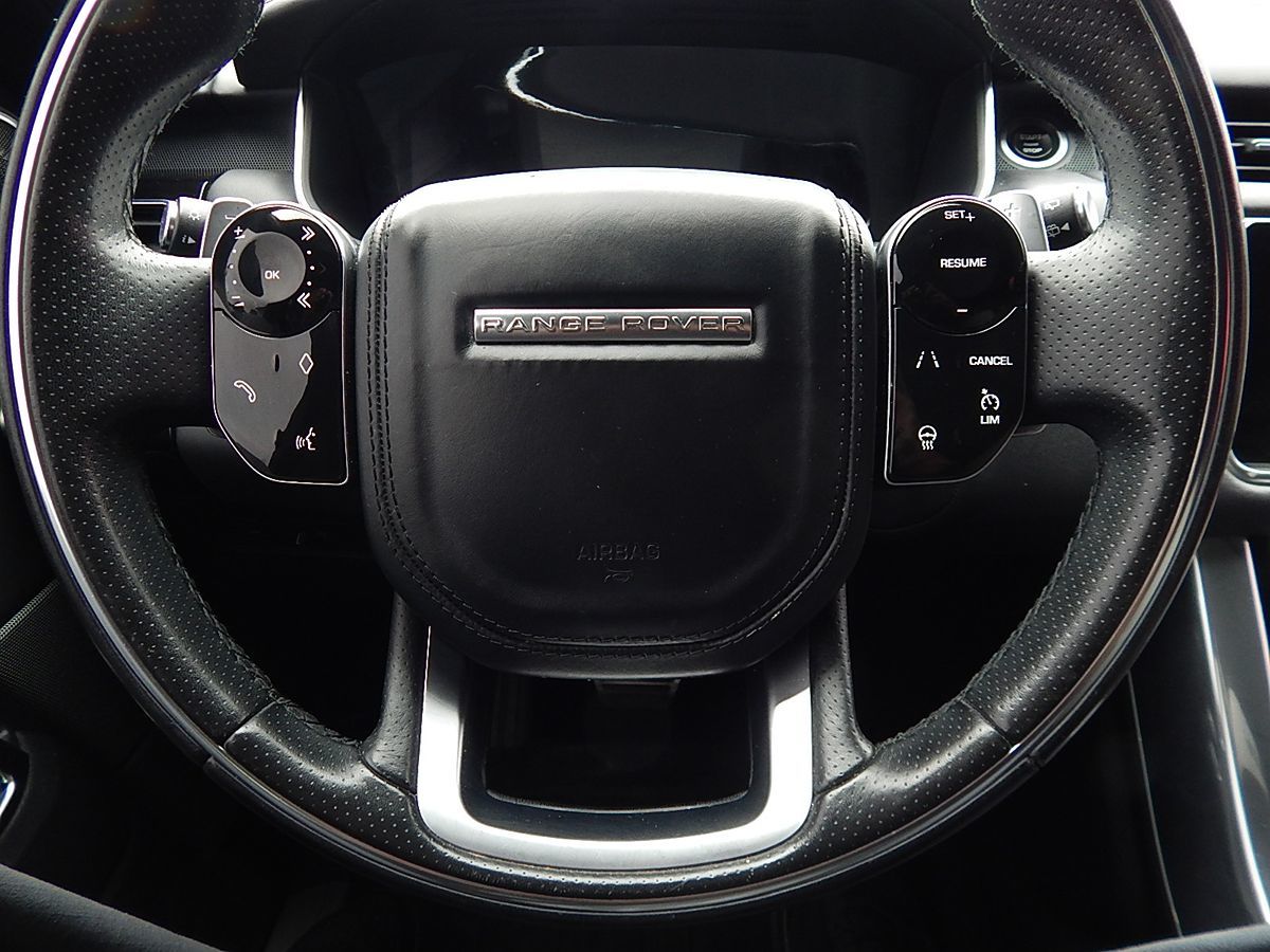 Land Rover Range Rover Sport photo 18