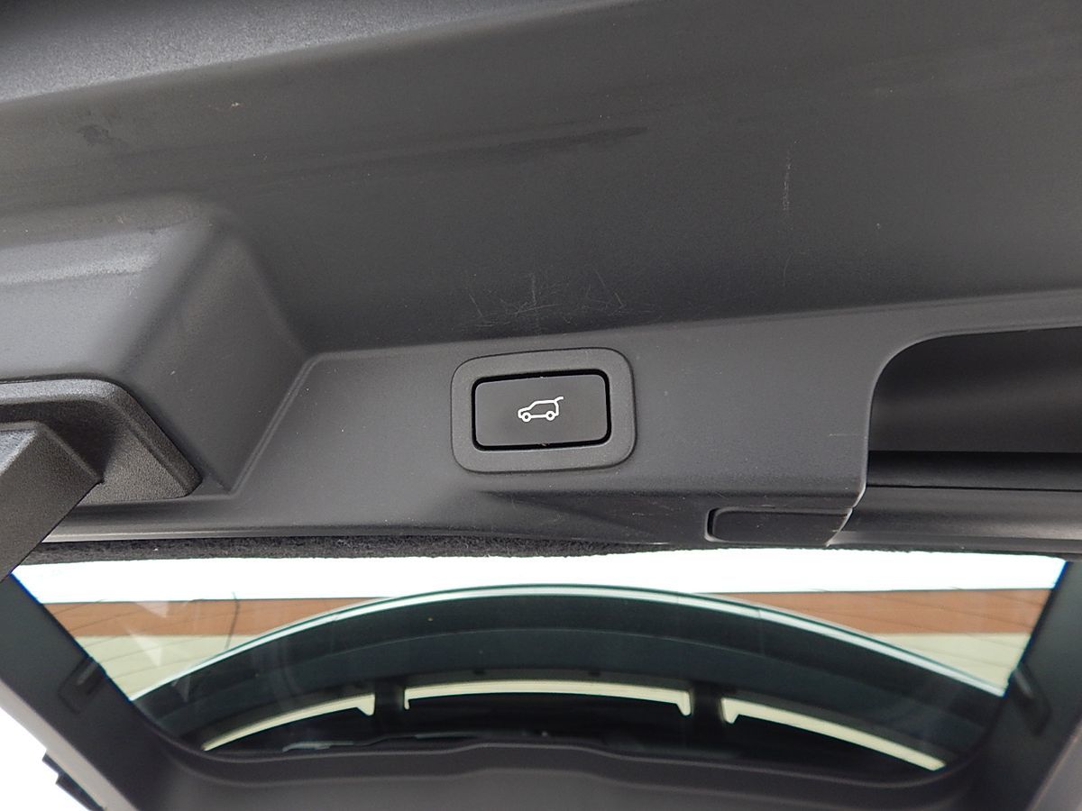 Land Rover Range Rover Sport photo 28