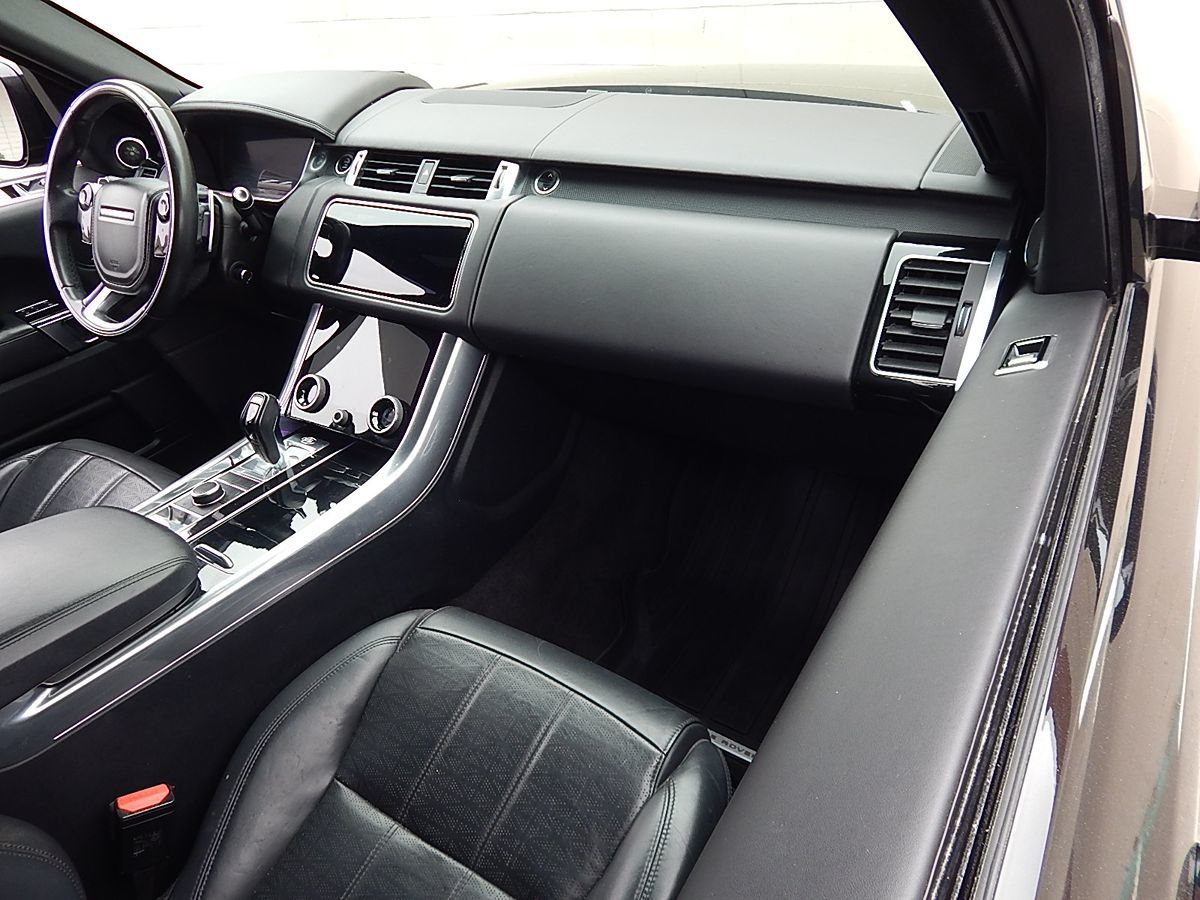 Land Rover Range Rover Sport photo 30