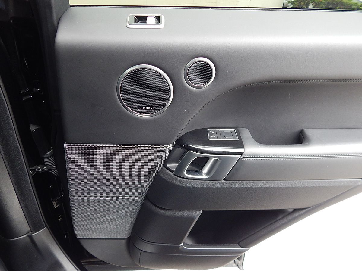 Land Rover Range Rover Sport photo 32
