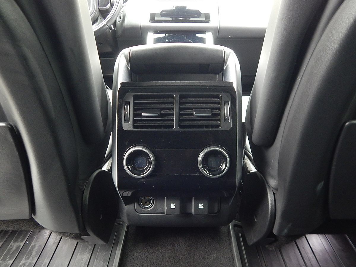 Land Rover Range Rover Sport photo 34