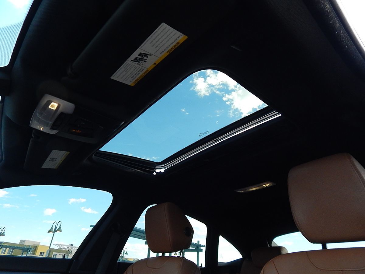 BMW 4 Series photo 12