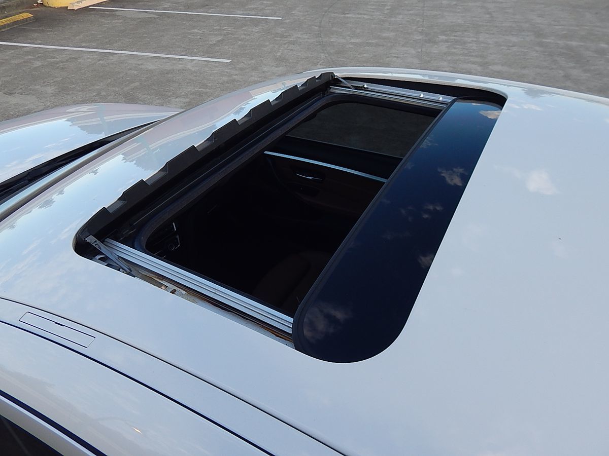 BMW 4 Series photo 13