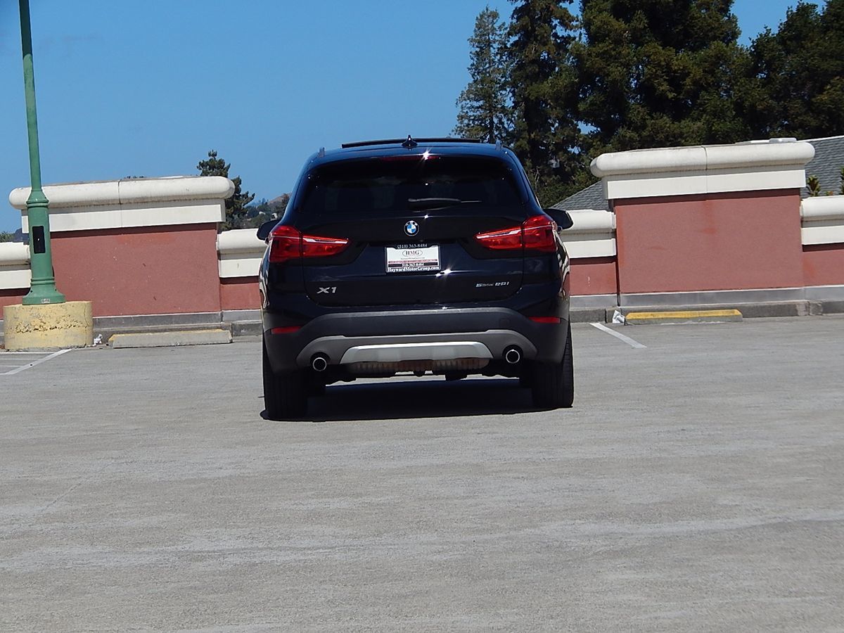 BMW X1 photo 12