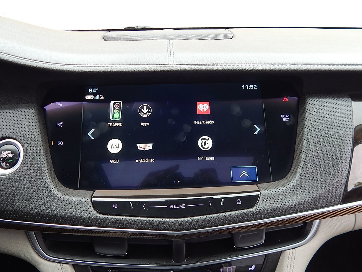 Cadillac CT6 photo 31