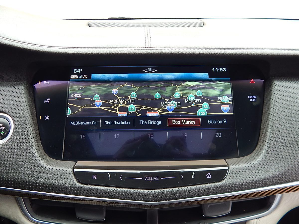 Cadillac CT6 photo 29