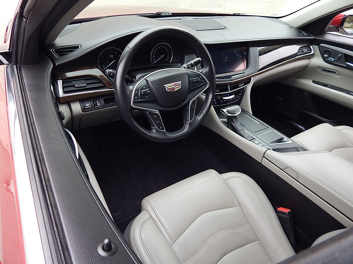 Cadillac CT6 photo 25