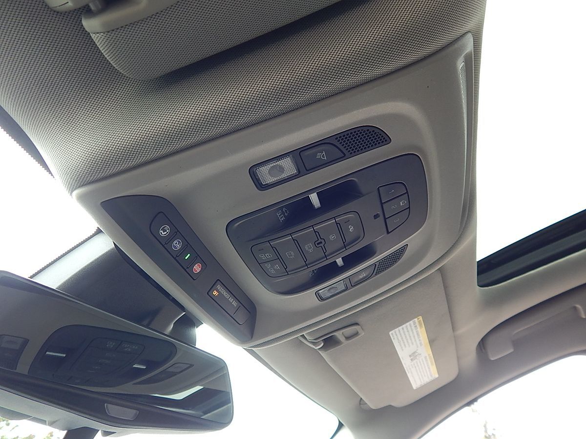 Cadillac CT6 photo 51