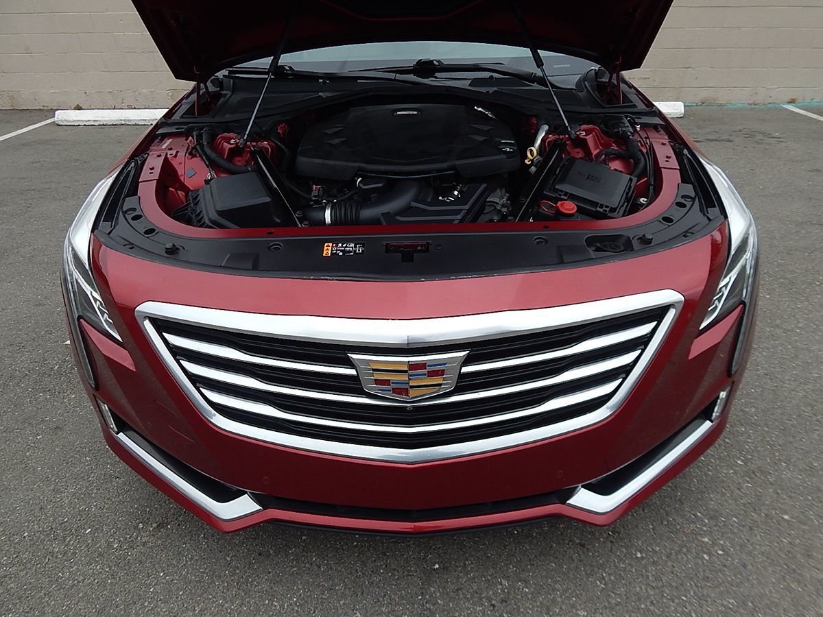 Cadillac CT6 photo 85