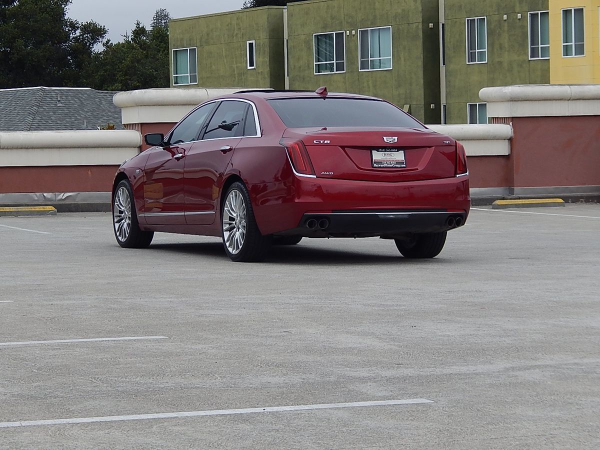 Cadillac CT6 photo 6