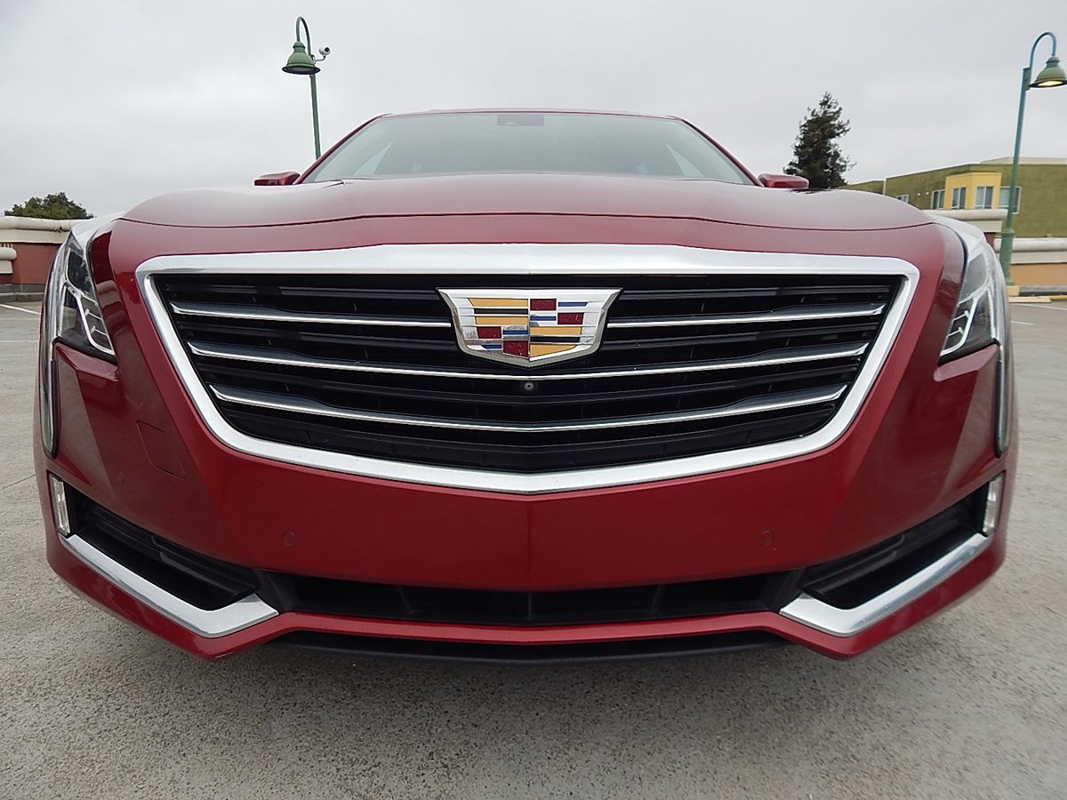 Cadillac CT6 photo 65