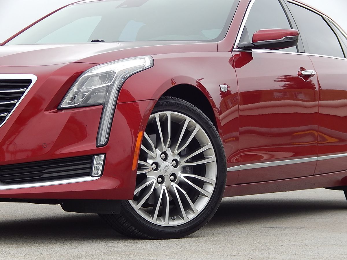 Cadillac CT6 photo 57