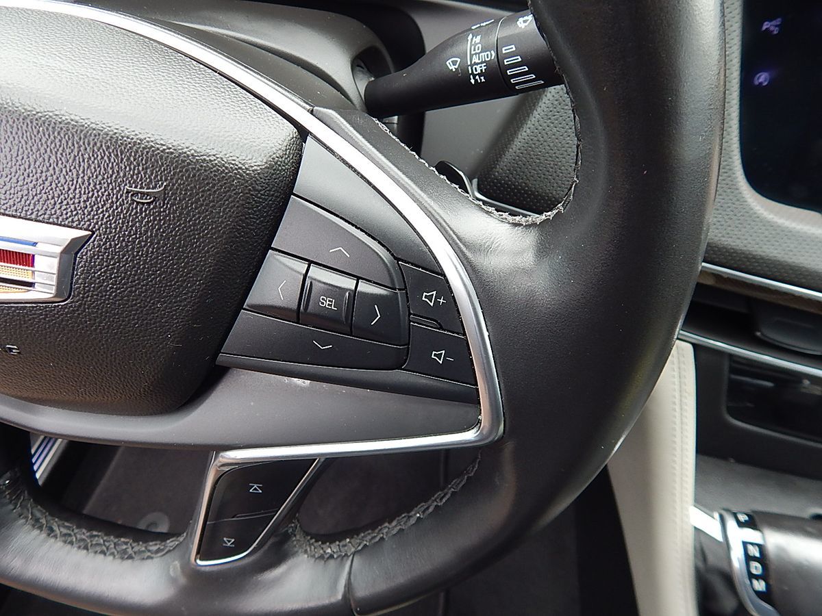 Cadillac CT6 photo 80
