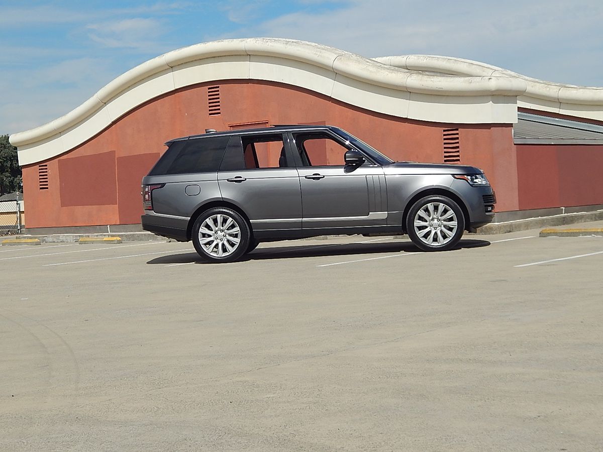 Land Rover Range Rover photo 9