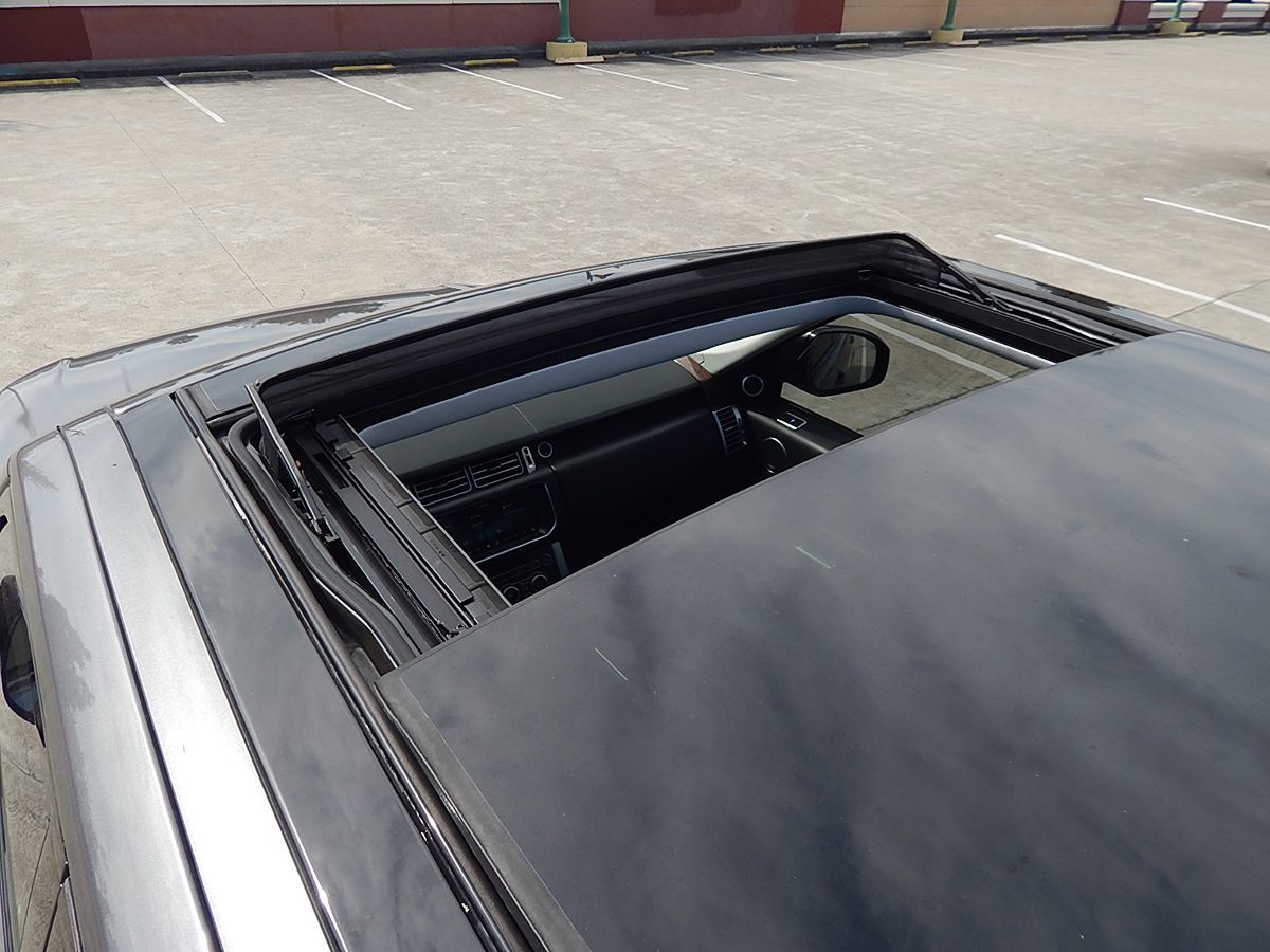 Land Rover Range Rover photo 43