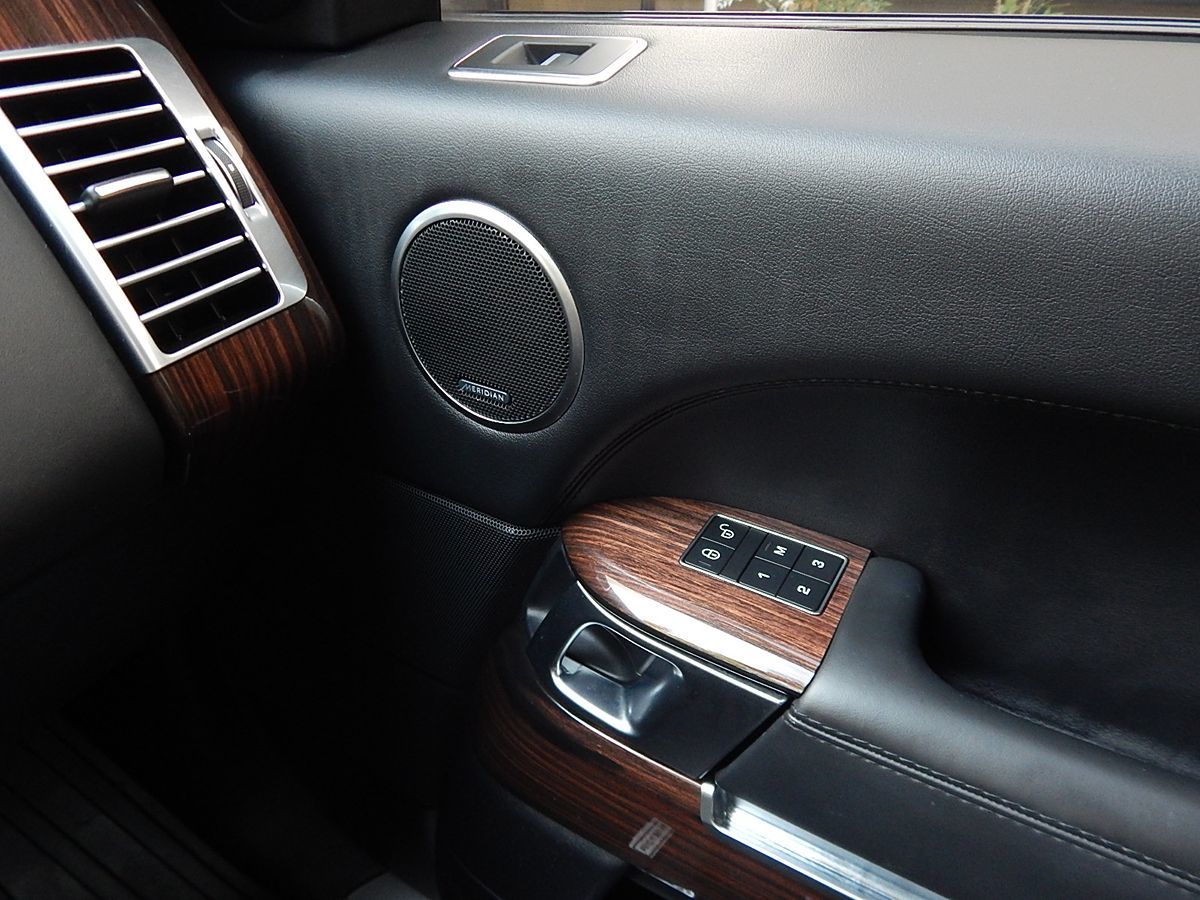 Land Rover Range Rover photo 37