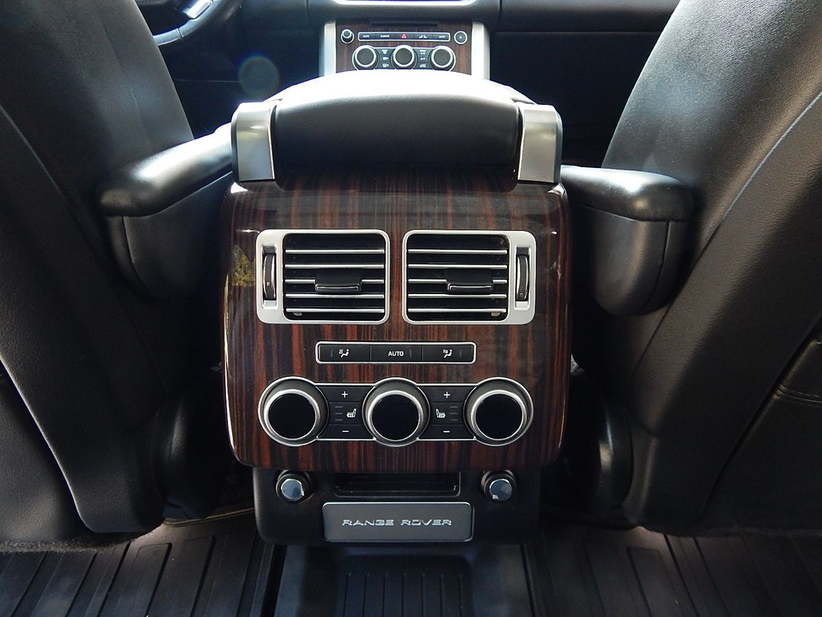 Land Rover Range Rover photo 38