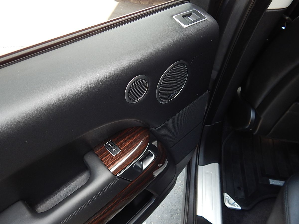 Land Rover Range Rover photo 53