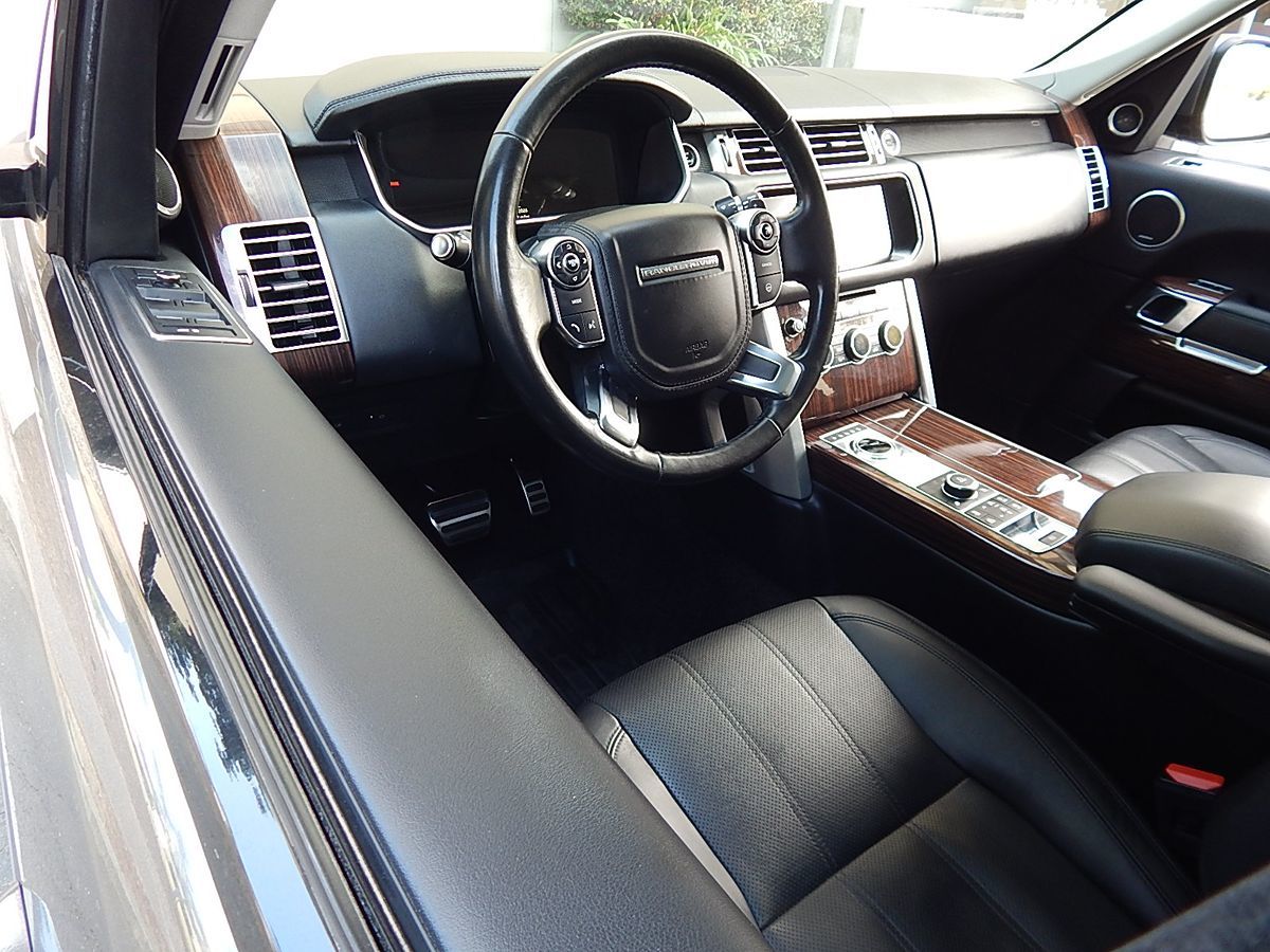 Land Rover Range Rover photo 19