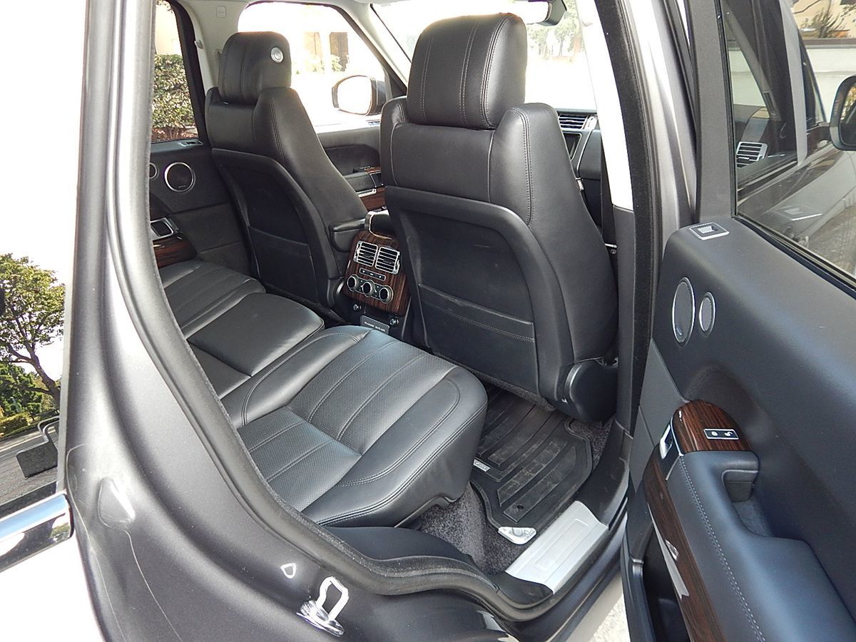 Land Rover Range Rover photo 21