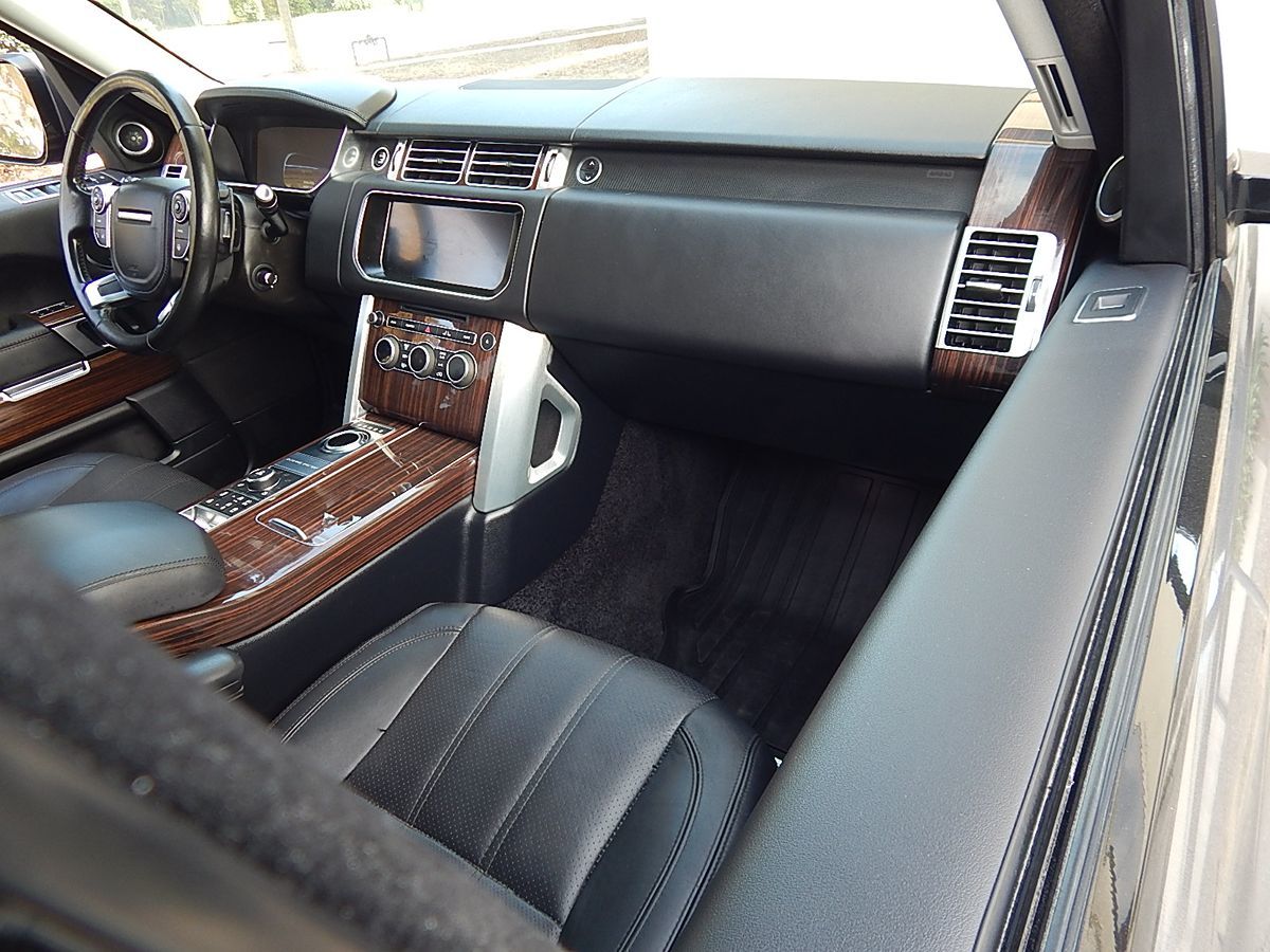 Land Rover Range Rover photo 22
