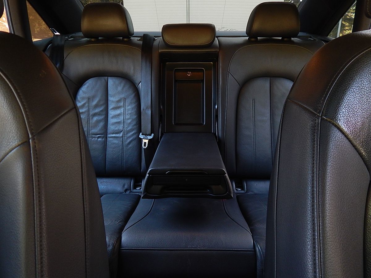 Photo 60 of this Audi A6