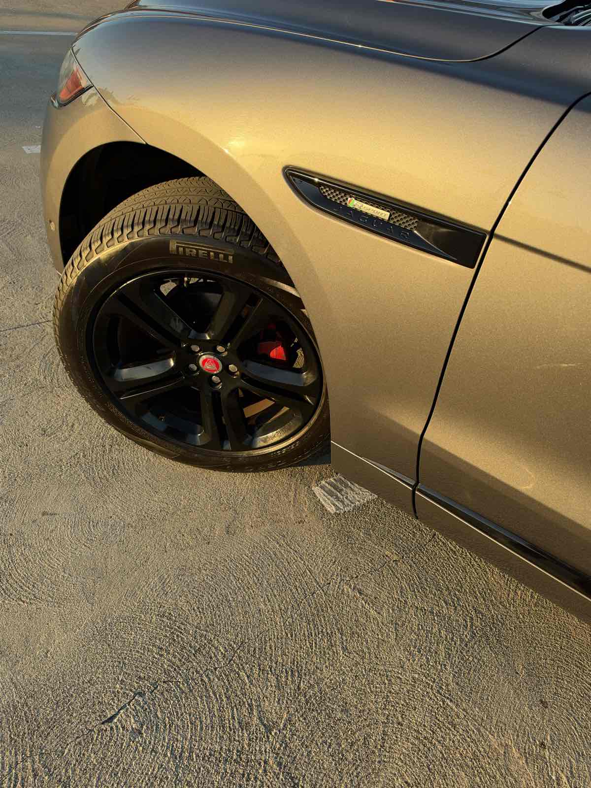 Photo 19 of this Jaguar F-PACE