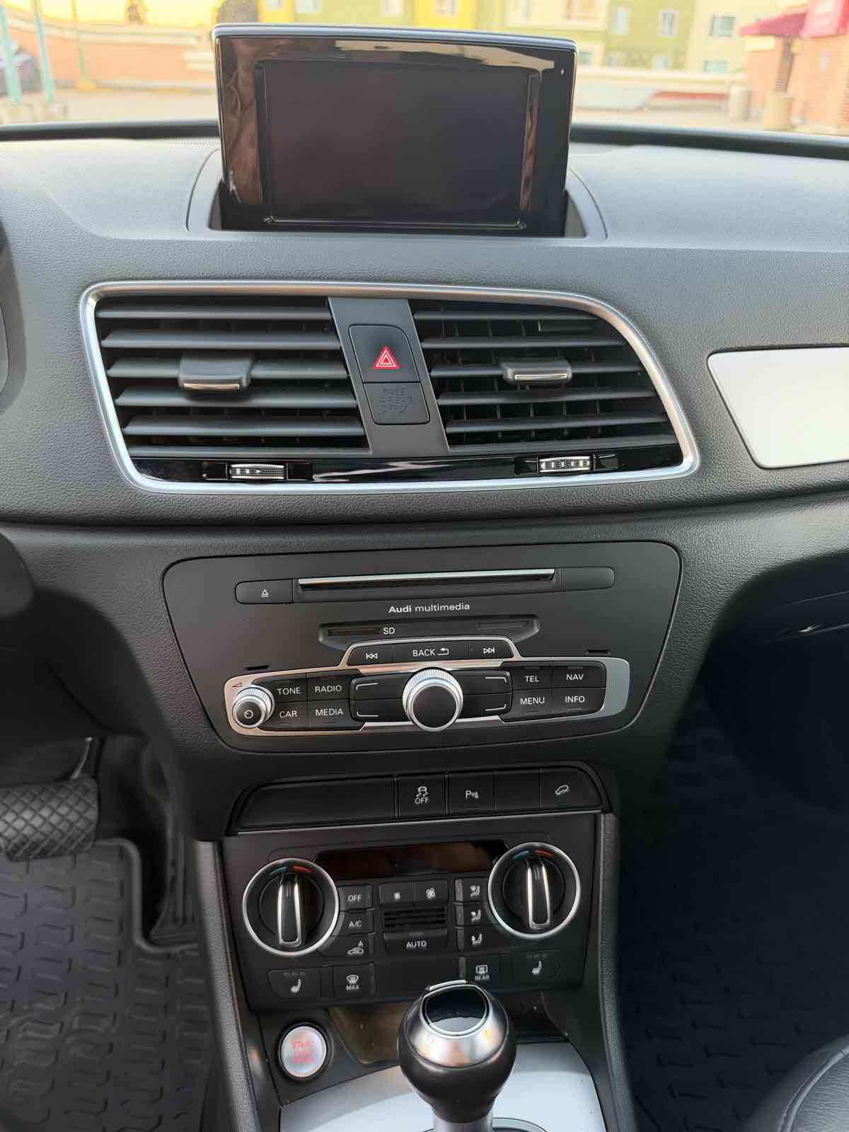 Photo 20 of this Audi Q3