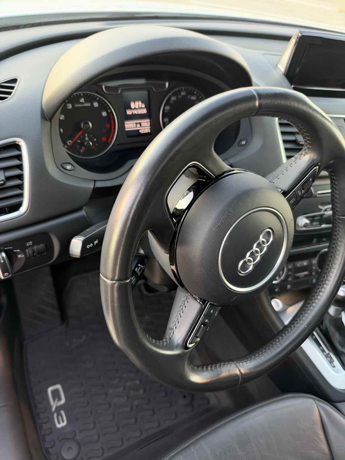 Photo 21 of this Audi Q3