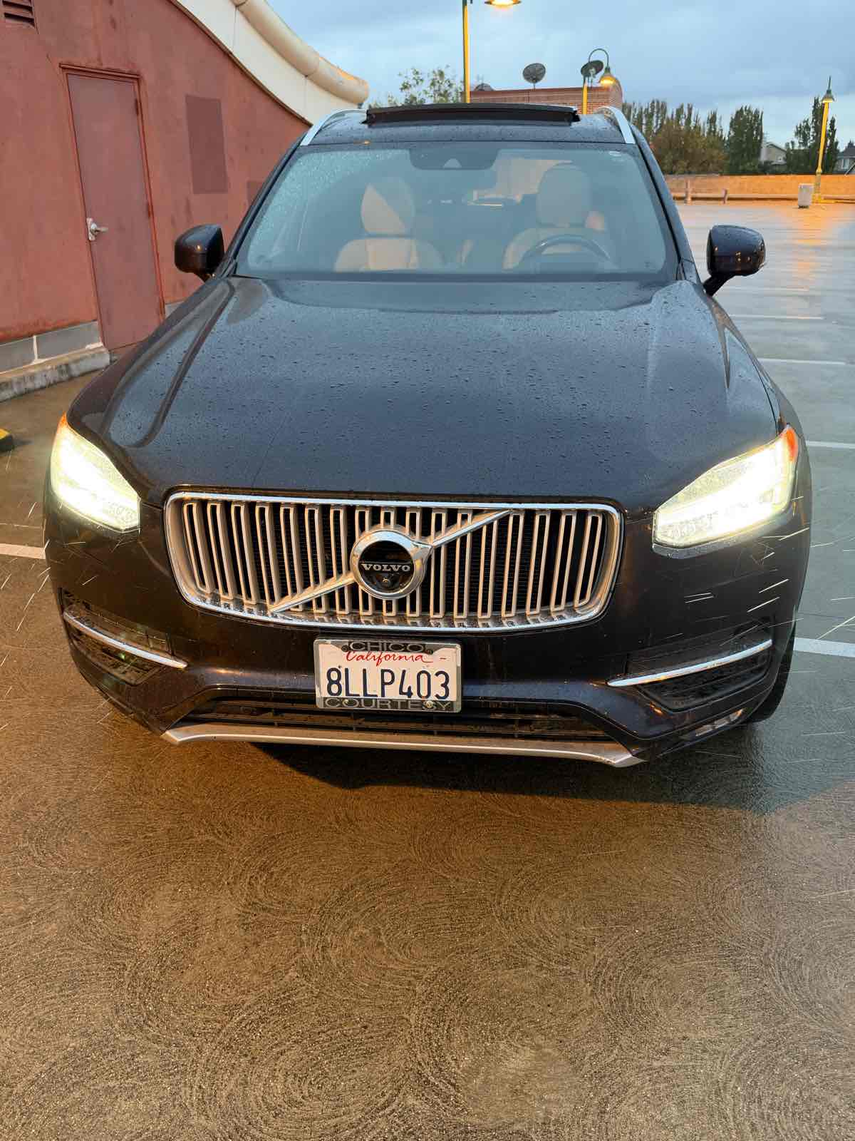 Photo 9 of this Volvo XC90