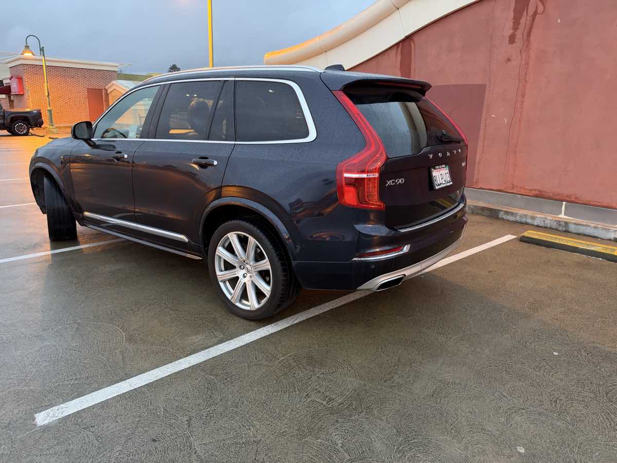 Photo 6 of this Volvo XC90