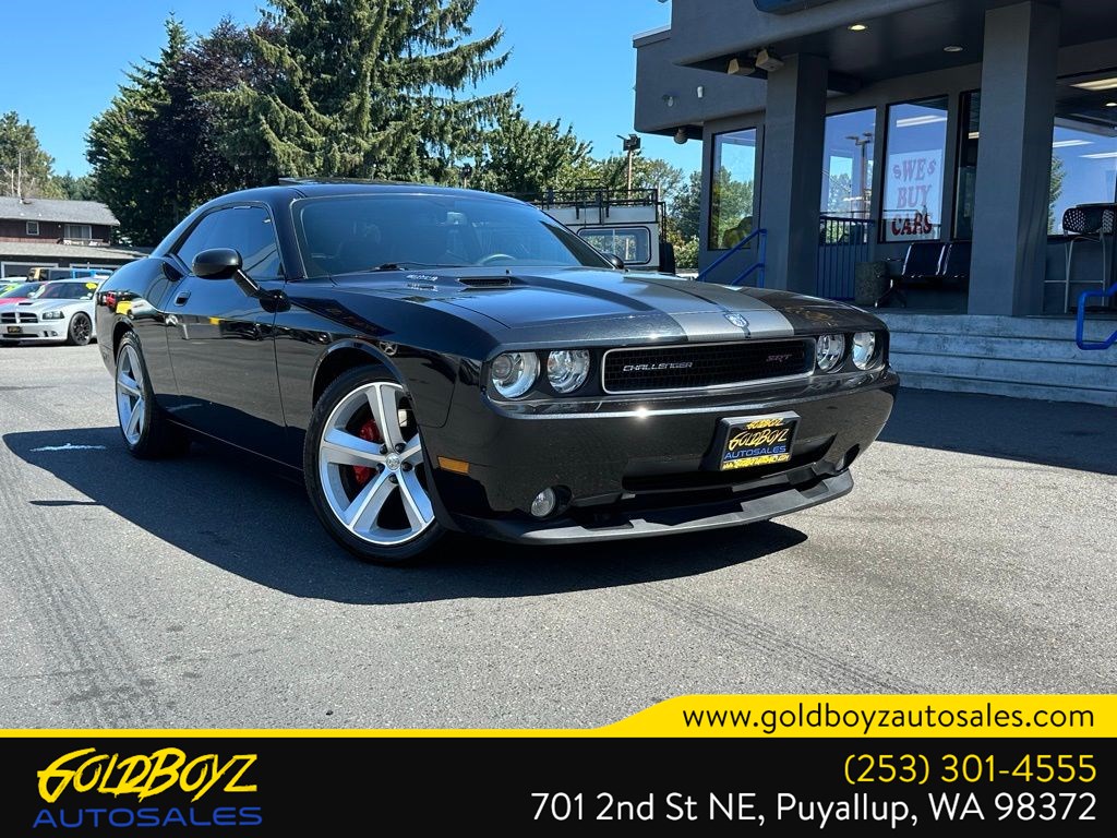 2008 Dodge Challenger SRT8 photo 2