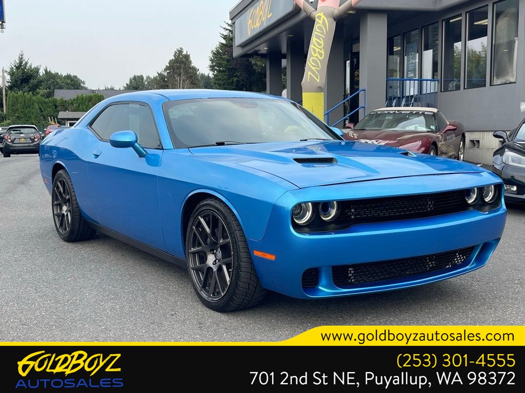 2016 Dodge Challenger R/T Scat Pack photo 2