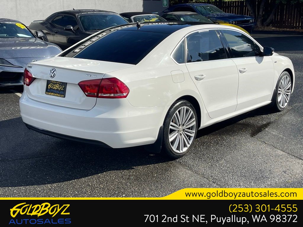 2015 Volkswagen Passat Sport photo 4