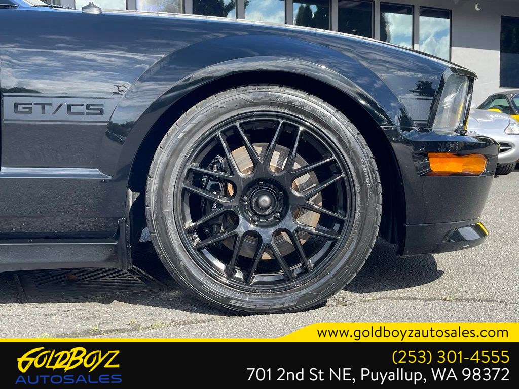 2007 Ford Mustang GT Deluxe photo 3