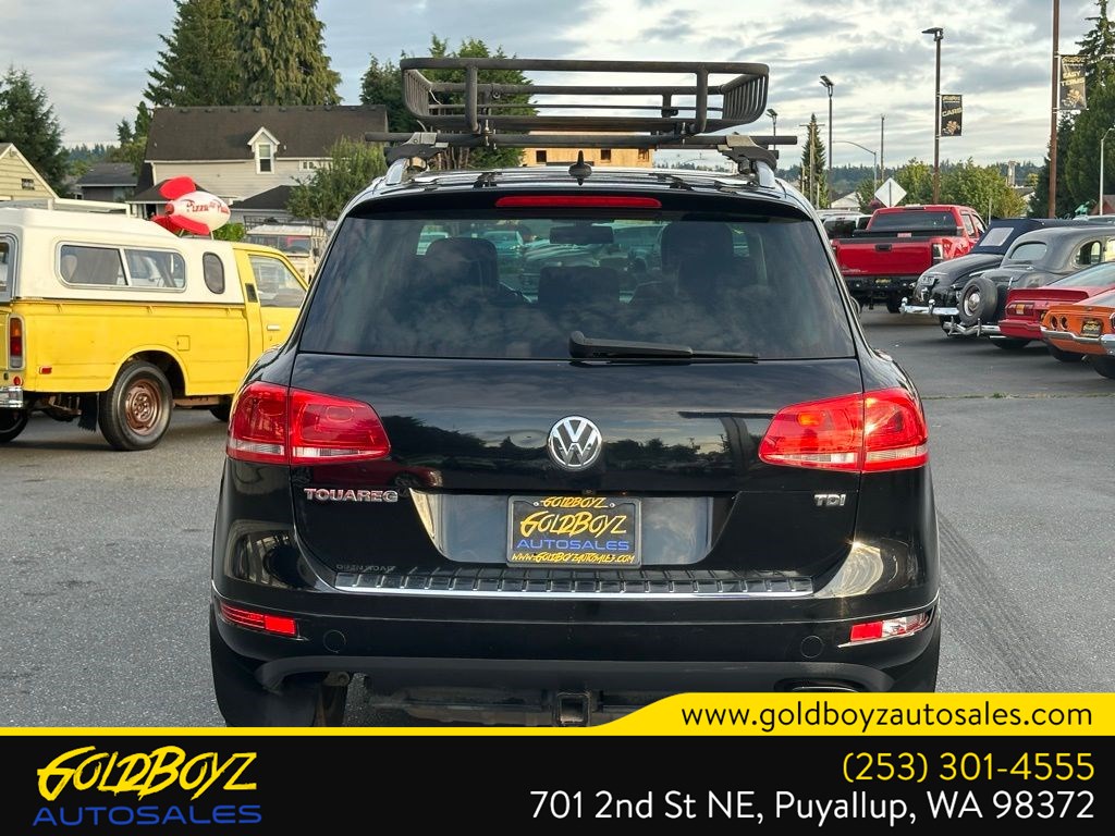 2013 Volkswagen Touareg Lux photo 4