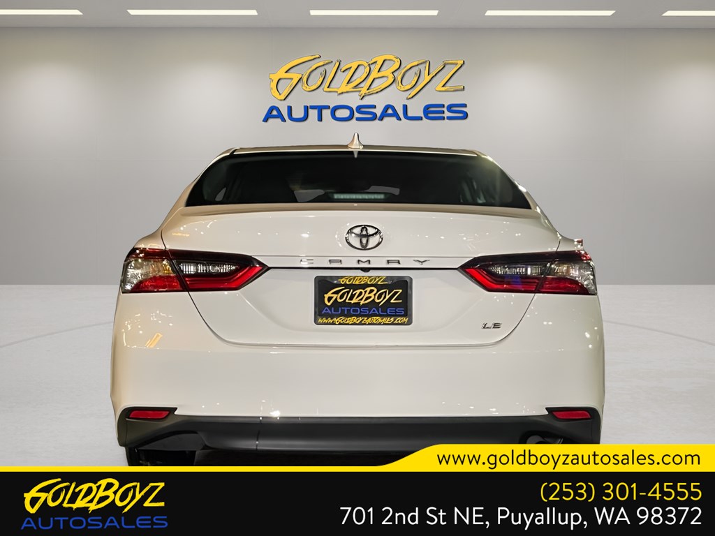 2024 Toyota Camry LE photo 4