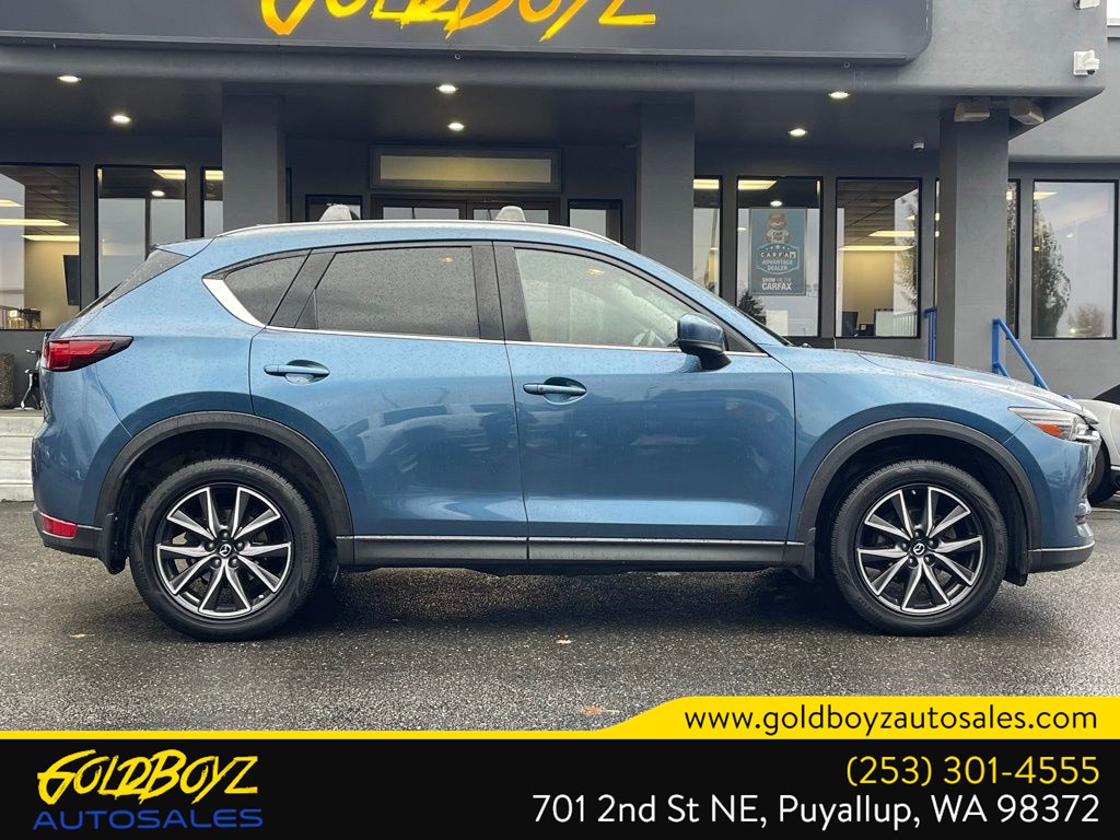 2017 Mazda CX-5 Grand Touring photo 2