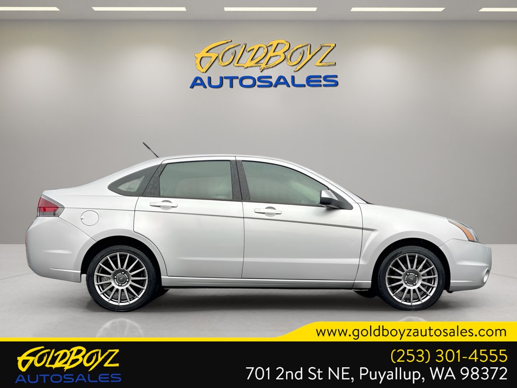 2011 Ford Focus SES photo 3