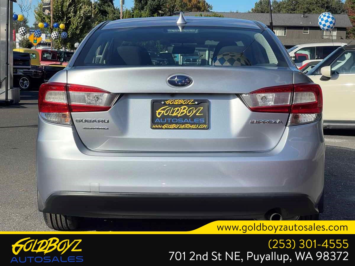 Photo 5 of this Subaru Impreza