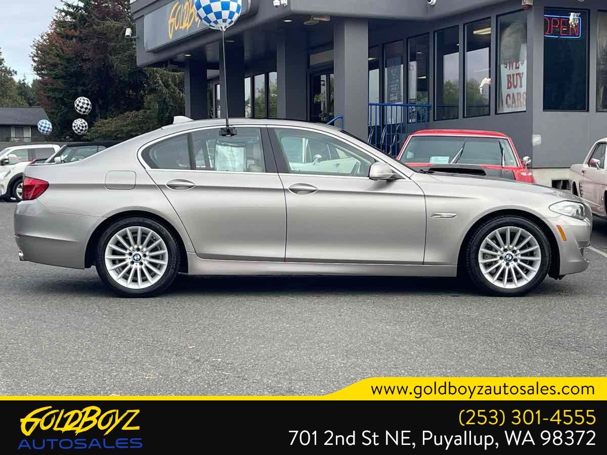 Photo 3 of this BMW 5 Series