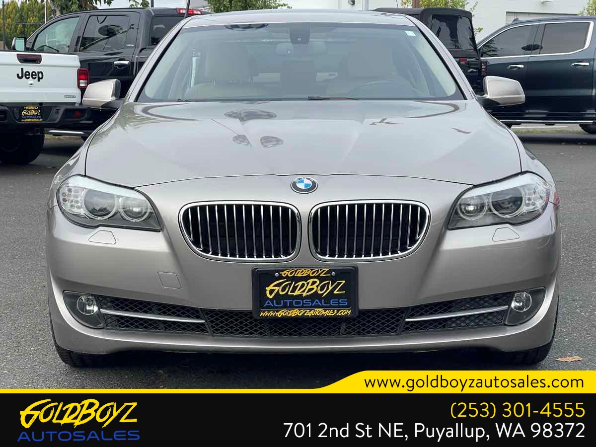 Photo 10 of this BMW 5 Series
