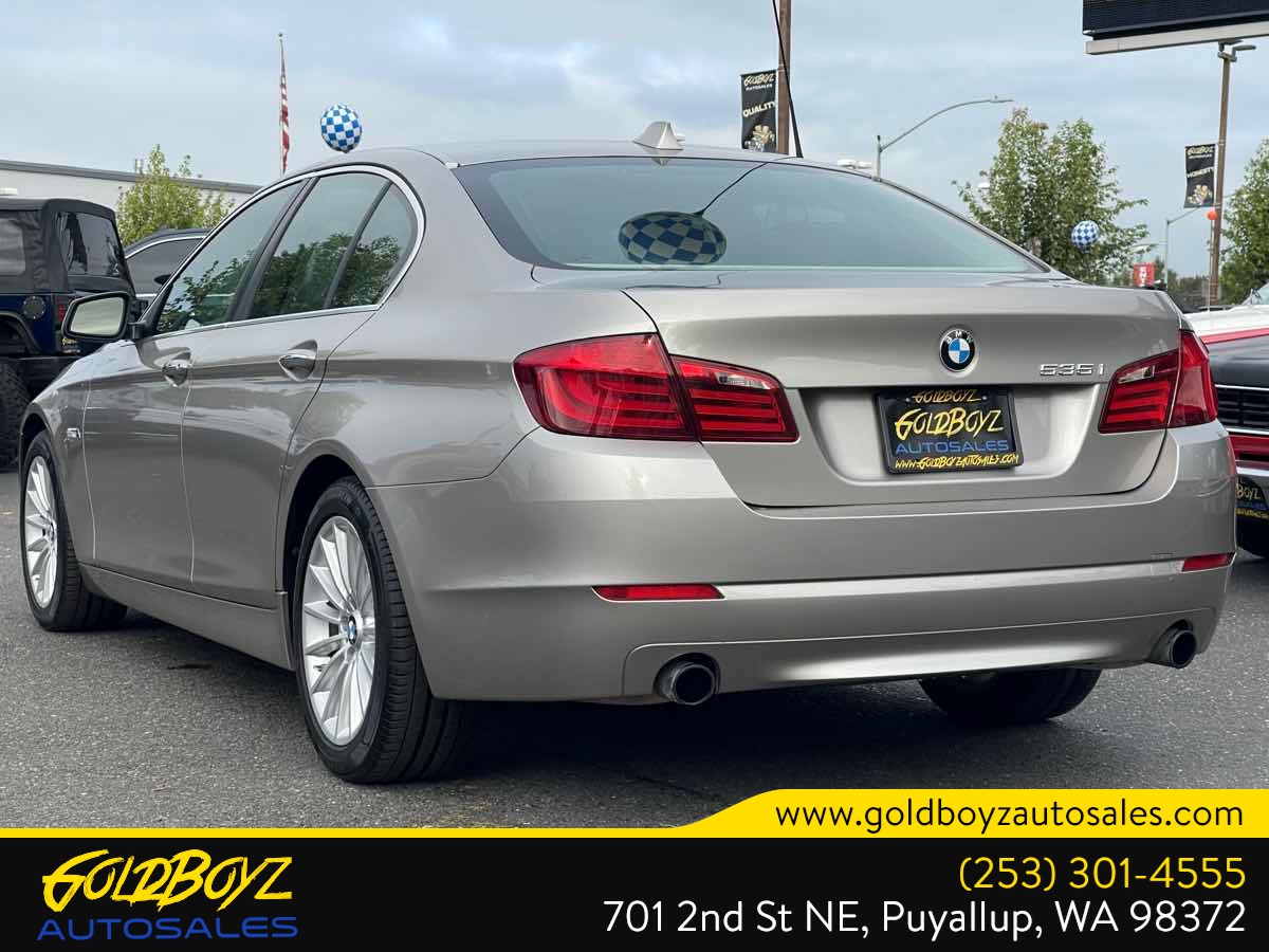Photo 7 of this BMW 5 Series