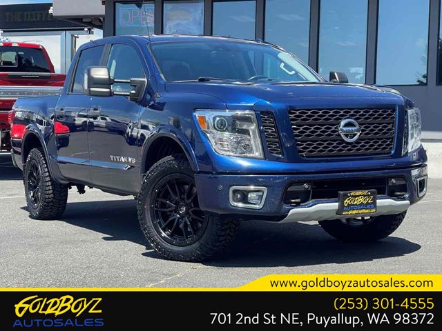 2019 Nissan Titan PRO-4X Crew Cab 4WD