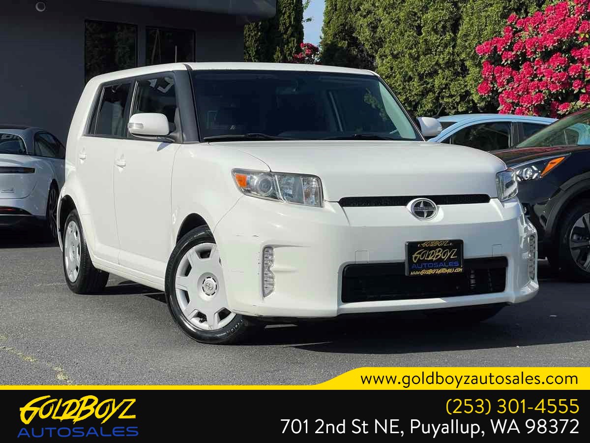 2013 Scion xB's photo