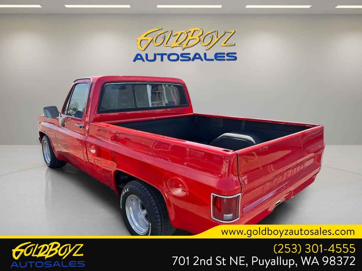 Chevrolet Pickup photo 2