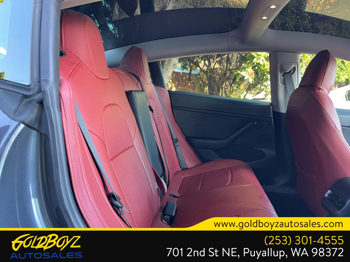 Photo 17 of this Tesla Model 3