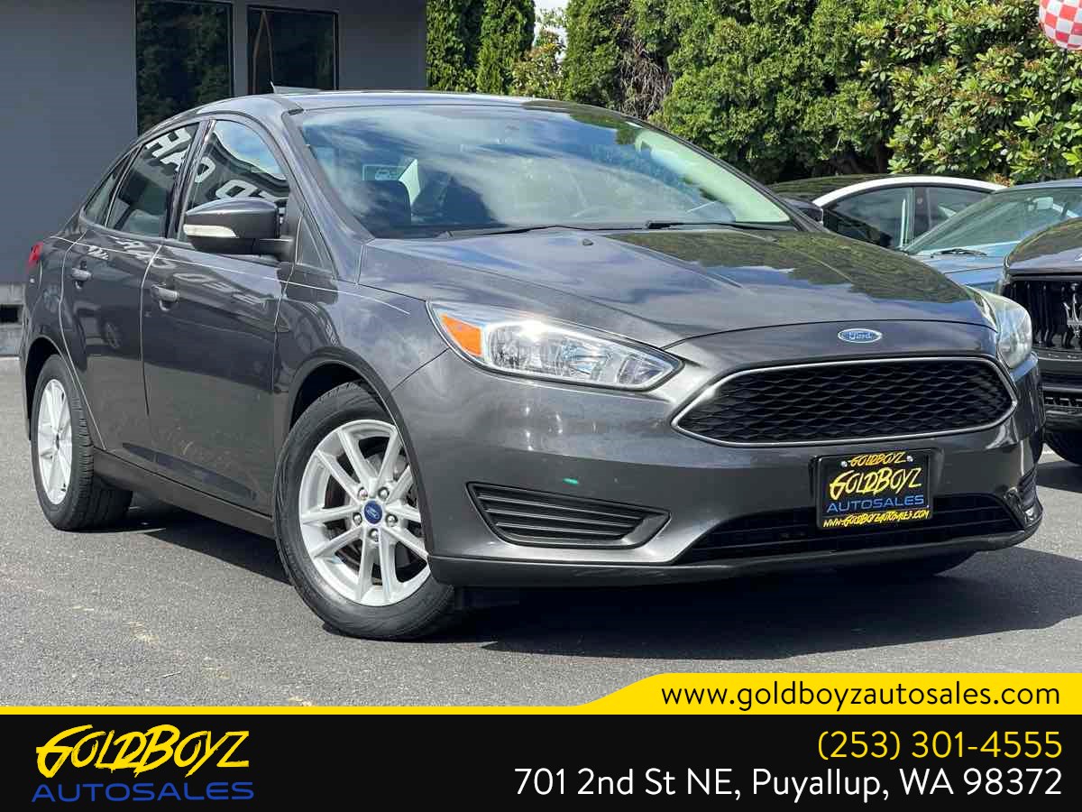 2016 Ford Focus Sedan SE's photo